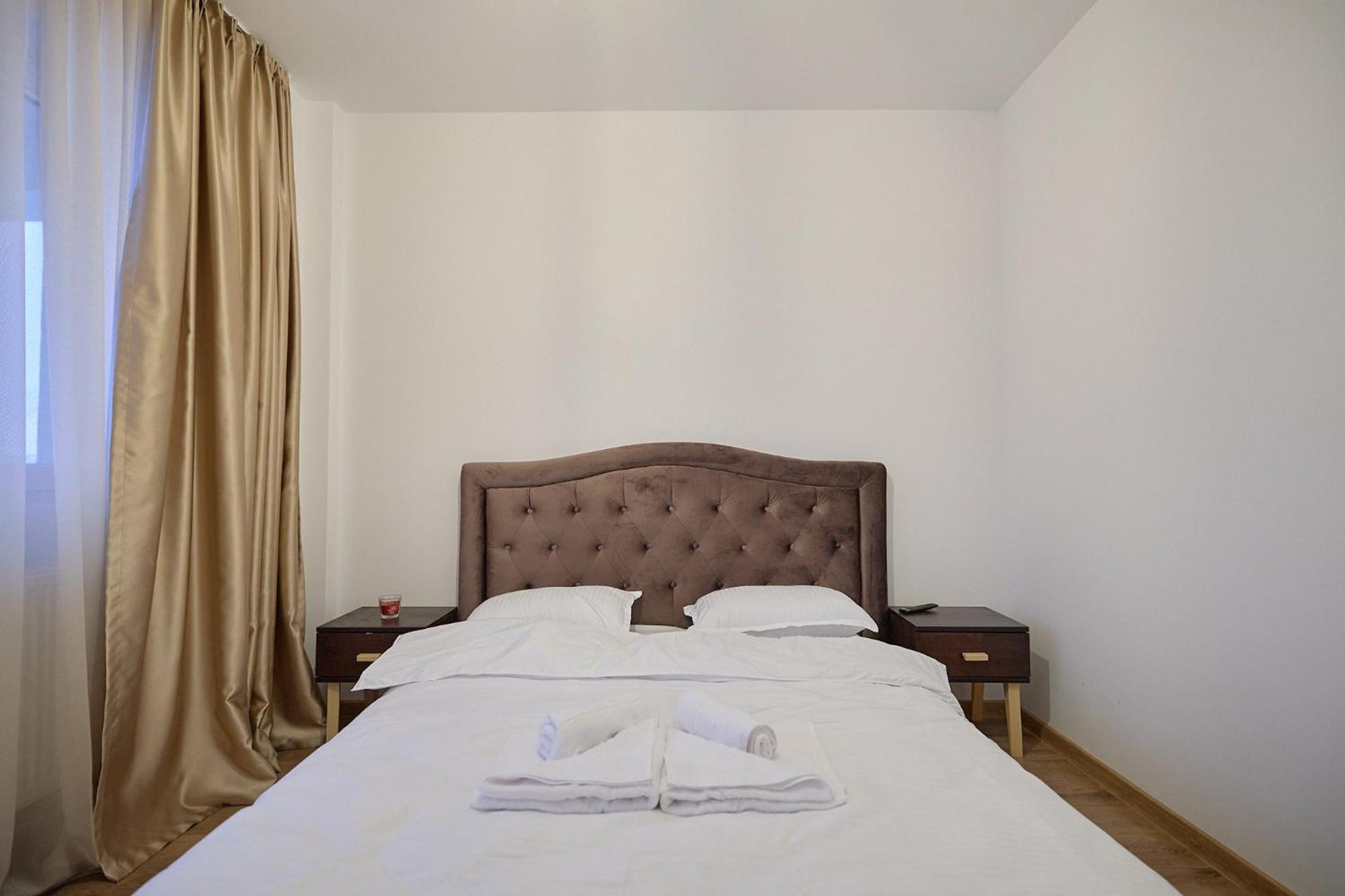 Cozy Collection Apartments At Palas Mall Ясси Екстер'єр фото