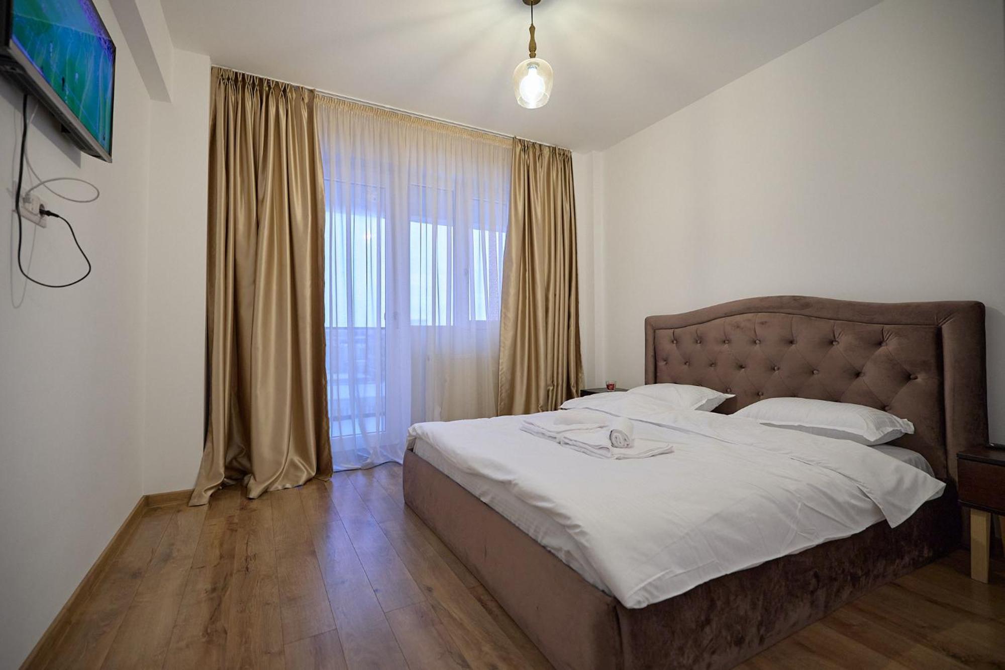 Cozy Collection Apartments At Palas Mall Ясси Екстер'єр фото