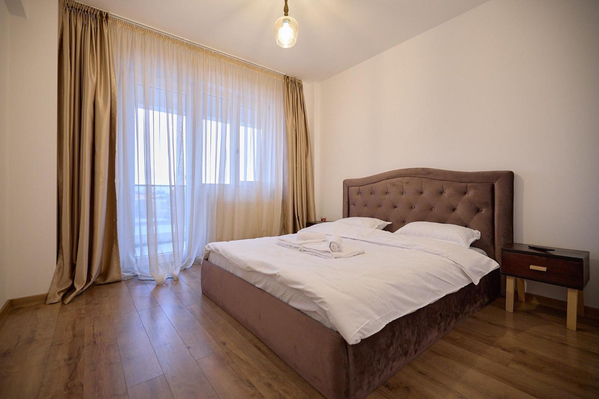 Cozy Collection Apartments At Palas Mall Ясси Екстер'єр фото