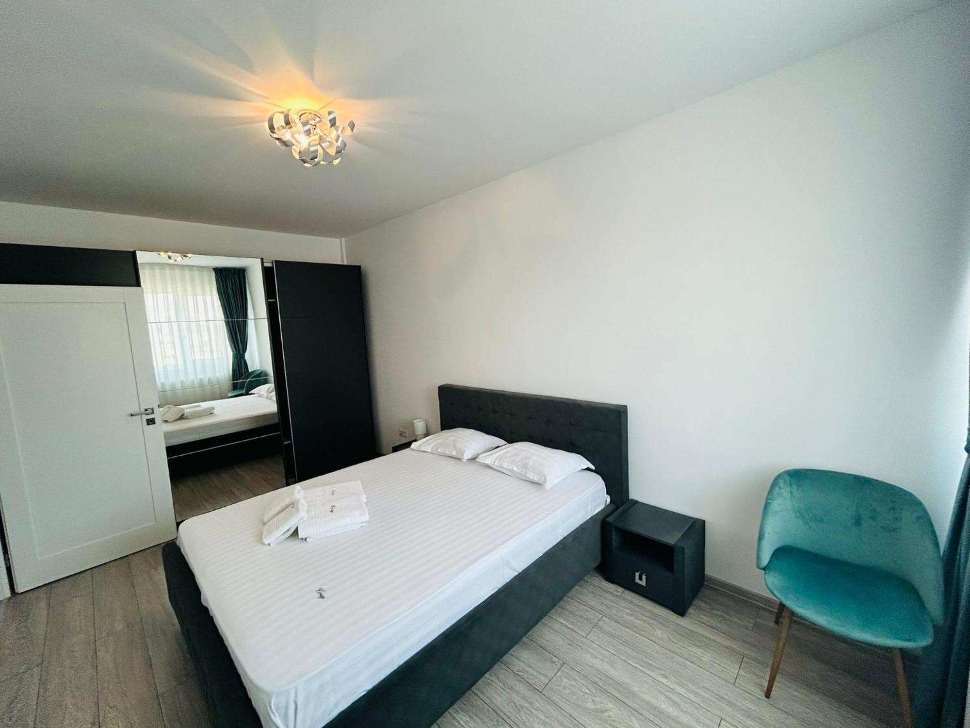 Cozy Collection Apartments At Palas Mall Ясси Екстер'єр фото
