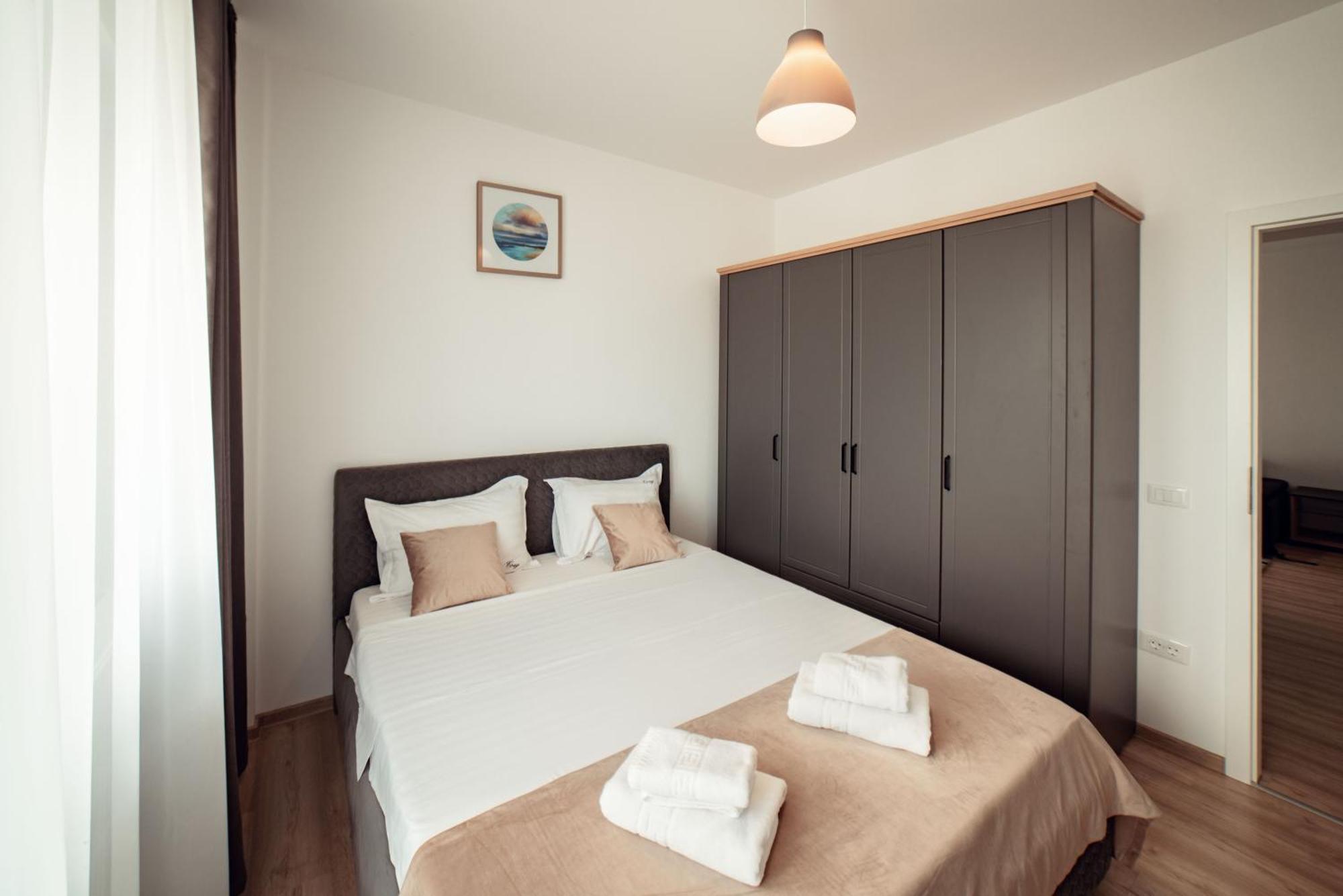Cozy Collection Apartments At Palas Mall Ясси Екстер'єр фото